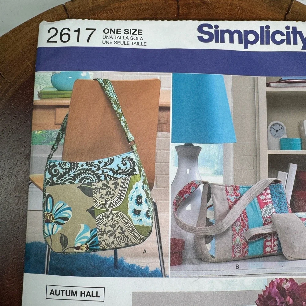 Simplicity 2617 Autum Hall Patchwork Bags Sewing Pattern Handbags Makeup Case